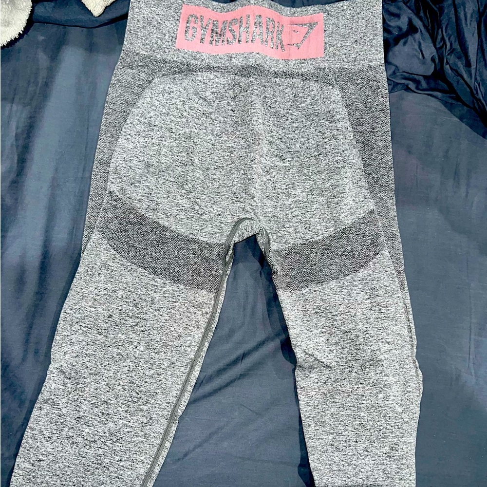 Gymshark High-Waisted Flex Leggings - Grey/Pink- Size XL.